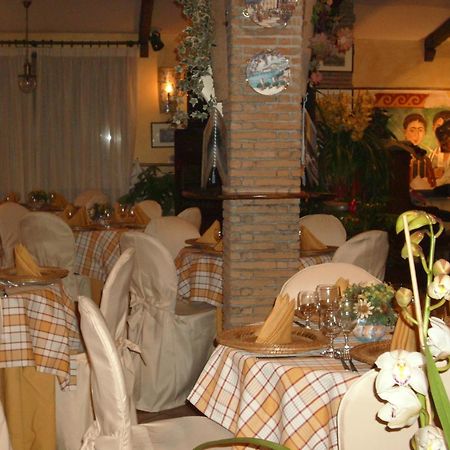 Hotel Lento Melito di Napoli Bagian luar foto