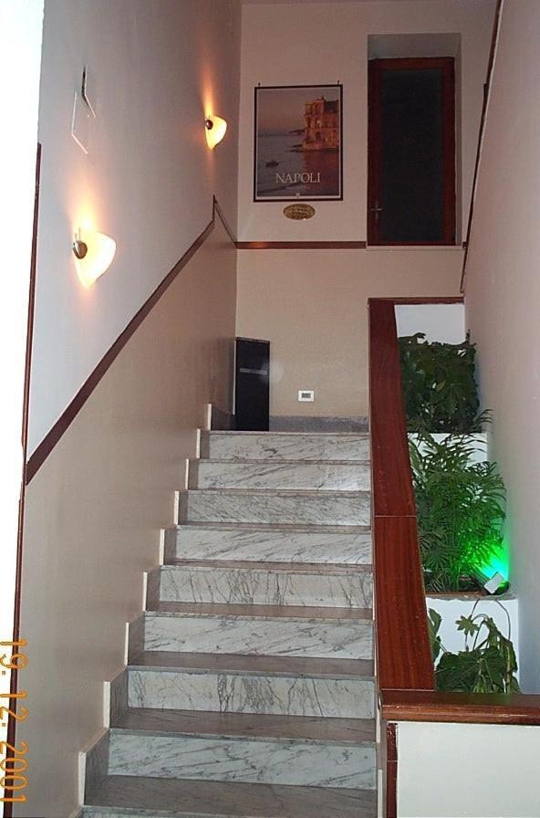 Hotel Lento Melito di Napoli Bagian luar foto